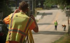 美国职业在线发布了关于测绘学职业意识的视频