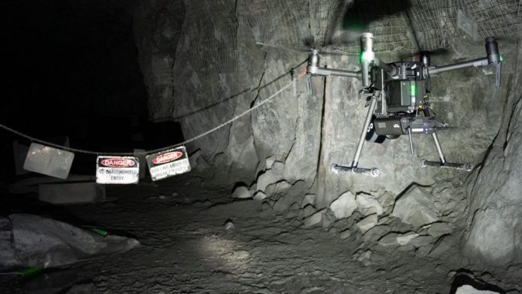 Emesent发射自治for Beyond-Line-of-Sight Underground UAV Flight